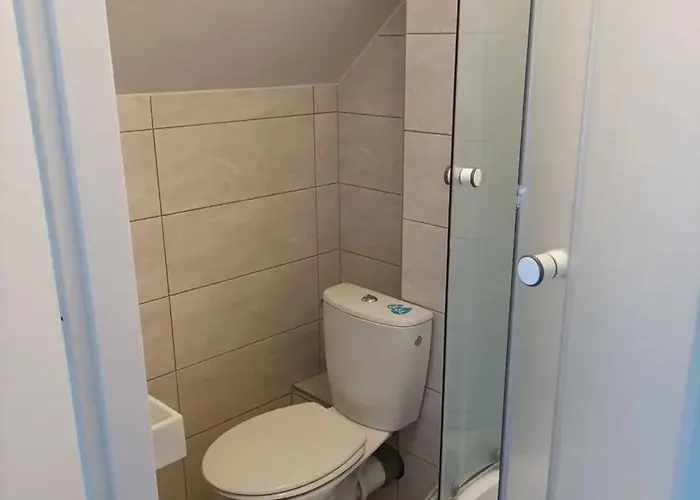 Semesterbostad Dom Lidia *